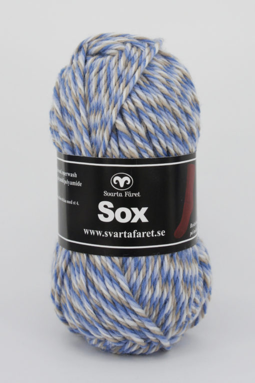 Sox Slingad Jeansblå/Ljusblå/Beige/Oblekt 12 70% ull 30% polyamid Garntorget Svarta Fåret Ett riktigt gott nytt härligt sockgarn enfärgad,slingade